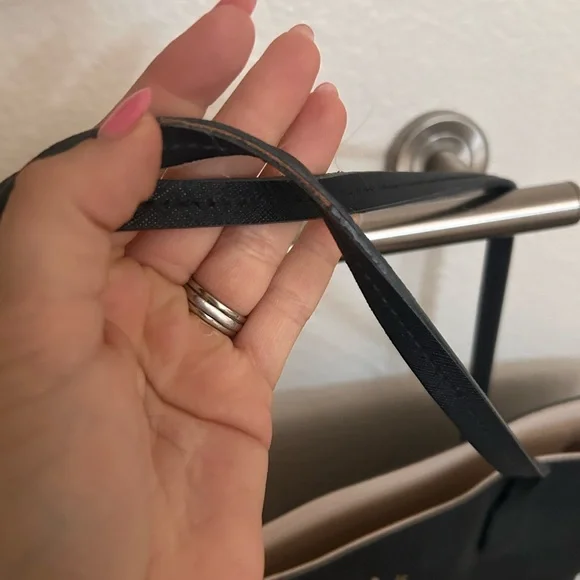 Kate Spade Black Leather Tote Spacious Design - Picture 2 of 7